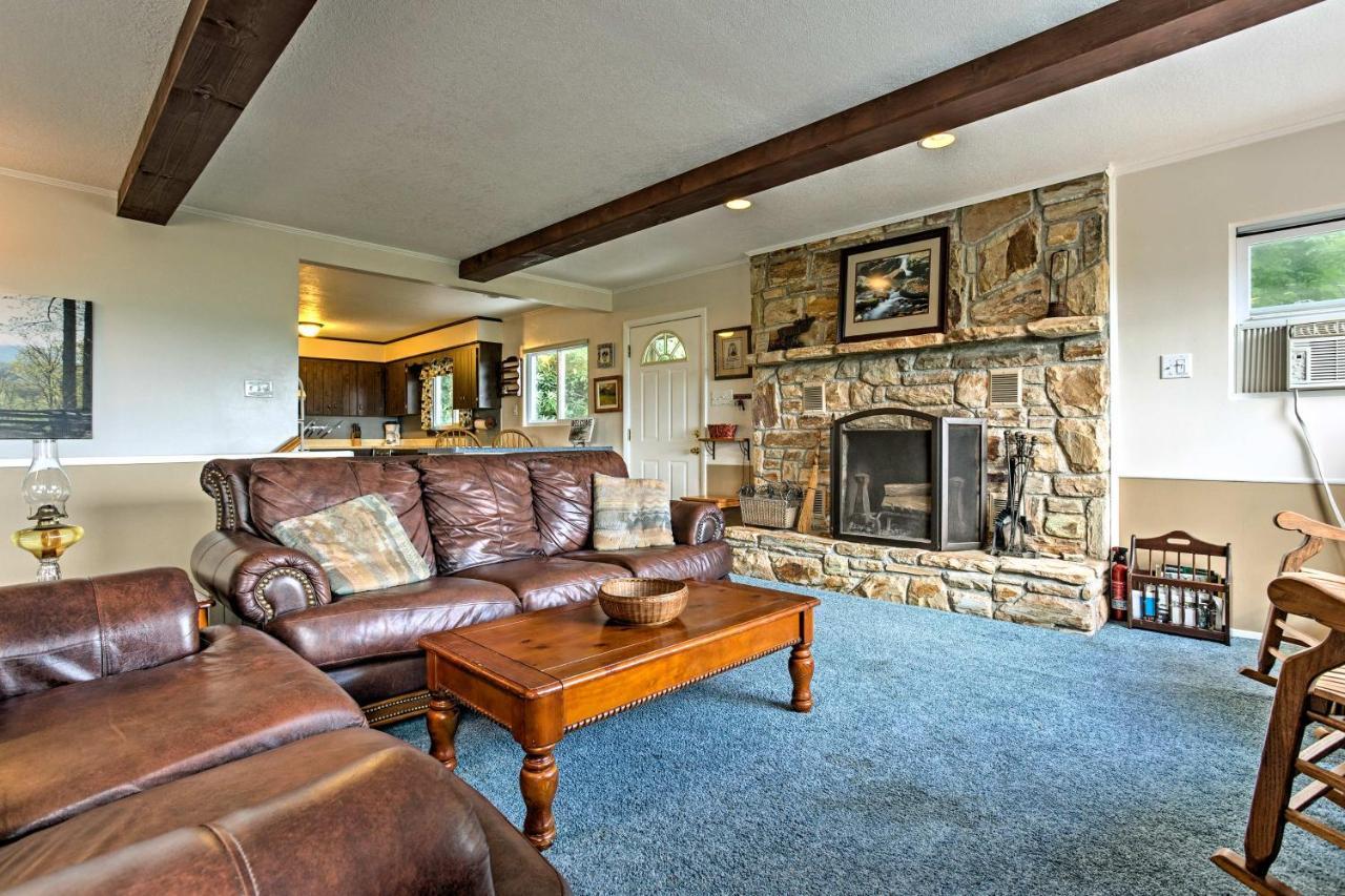Secluded Mountain Home With Stunning Views And Deck! Bryson City Exterior foto